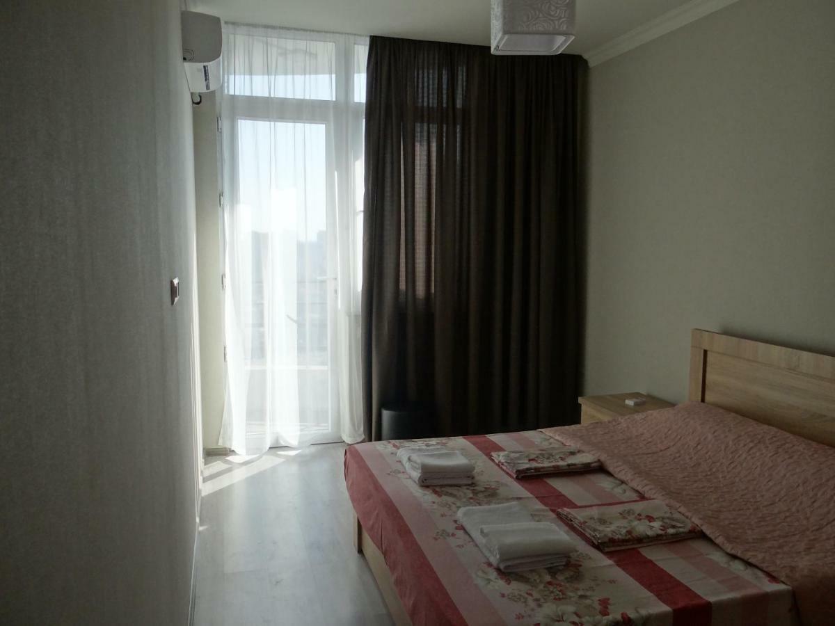 Apartment Abuseridze 5A Batumi Exterior foto